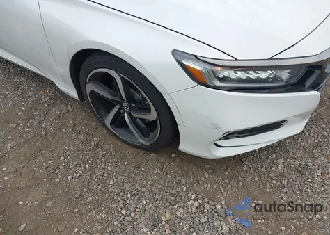 2018 Honda Accord Sport 2.0T from USA, damaged, VIN 1HGCV2F30JA015042